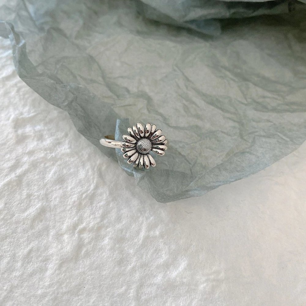 *NEW 925 Sterling Silver Daisy Adjustable Ring - Picture 6 of 10